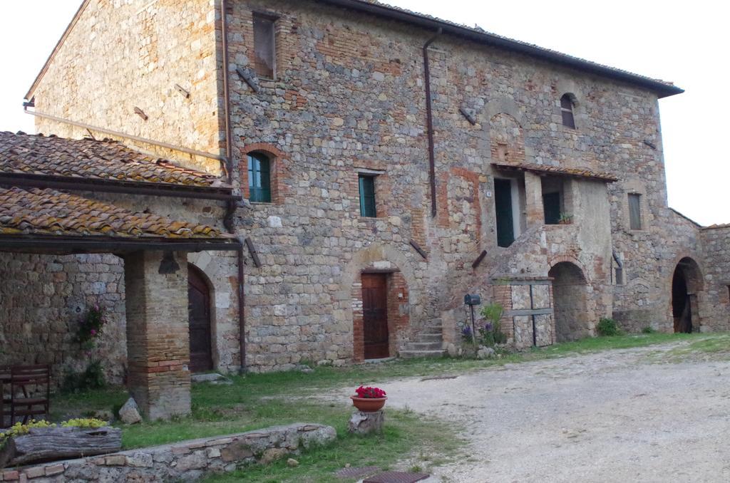 Agriturismo Scorgiano Bagian luar foto